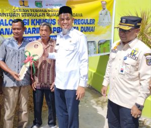 Warga Dumai terima rumah layak huni diharap fokus kerja dan ibadah