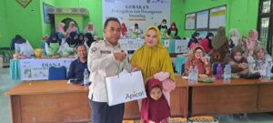 Gerakan 1.000 butir telur dari Apical Dumai untuk penurunan Stunting