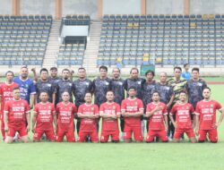 Laga persahabatan jelang Ramadan, PWI Riau vs Pemprov FC main imbang