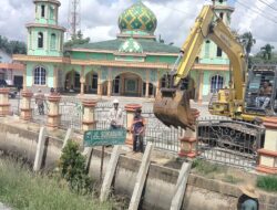 Cegah banjir, Apical Dumai perbaiki 60 m turap di Jalan Sukabumi Lubuk Gaung