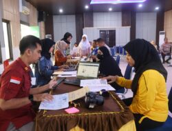 Semarak HUT Bhayangkara, Imigrasi Dumai layani 34 pemohon paspor keluarga Polri