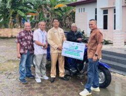 EGM Pelindo Dumai serahkan bantuan motor angkutan sampah untuk Kelurahan Teluk Binjai