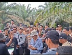 Warga dibantu Tim Hukum desak PT Ivomas perlihatkan legalitas HGU atas klaim lahan di Balam Sempurna Rohil