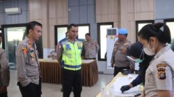 Wujudkan Polisi bersih dari narkoba, Kapolres Dumai dan Jajaran jalani tes urine