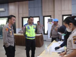 Wujudkan Polisi bersih dari narkoba, Kapolres Dumai dan Jajaran jalani tes urine