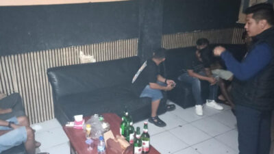 Salon Neril kepergok Satpol PP Dumai terima pengunjung karoke saat Ramadan