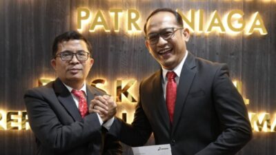 GM Kilang Pertamina Dumai Iwan Kurniawan sertijabkan Jubir dari Agustiawan ke Tengku Muhammad Rum