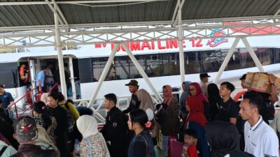 Pelabuhan Dumai terus dipadati penumpang arus balik Lebaran 2026