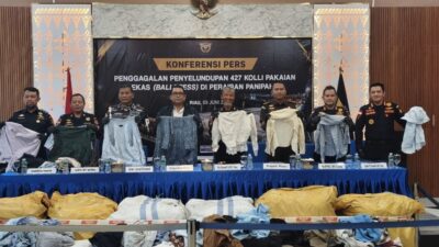 Operasi Gabungan BC amankan 427 koli pakaian bekas senilai Rp3,9 M di Perairan Rohil