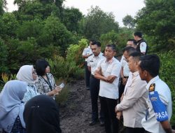 Kesekjenan Imipas dan Bappenas RI cek kesiapan pembentukan Desa Binaan Imigrasi di Dumai