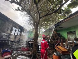 Pertamina Kilang Dumai kirimkan armada dan tim damkar bantu padamkan kebakaran di MAN 1